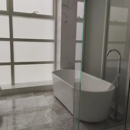Platinum Klcc Pool View Apartment Kuala Lumpur Exterior photo