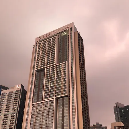 Platinum Klcc Pool View Apartment Kuala Lumpur Exterior photo